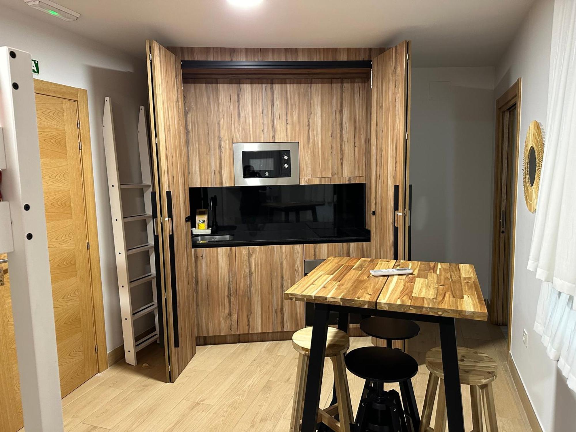 Apartamentos Turisticos Santa Apolonia 62 Avilés Buitenkant foto