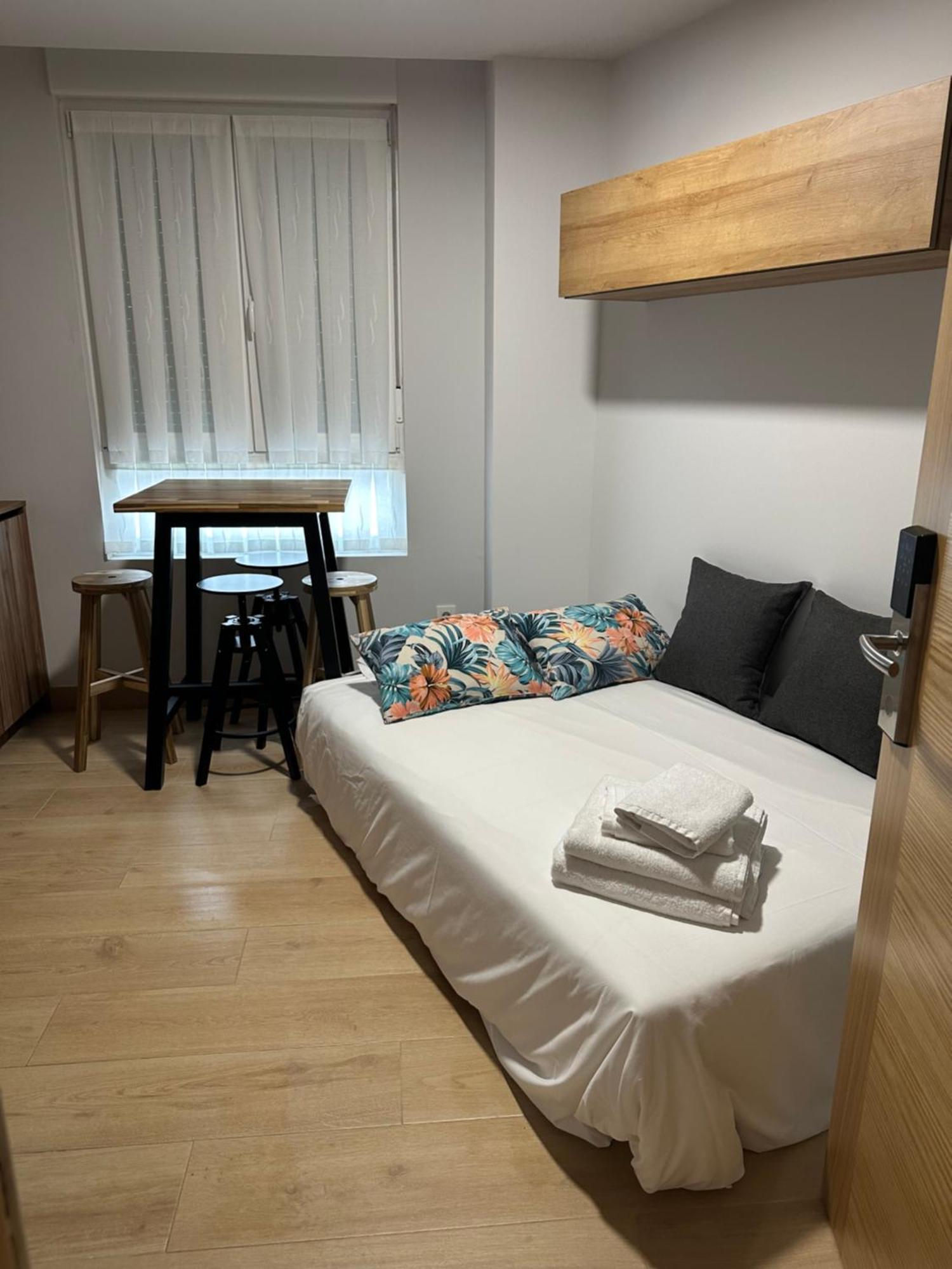 Apartamentos Turisticos Santa Apolonia 62 Avilés Buitenkant foto
